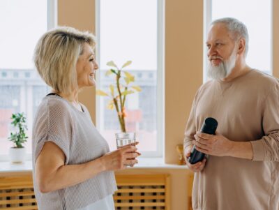 Eine gute Beziehung zwischen Therapeut*in und Klient*in ist wichtig